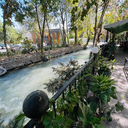 Hotel-Riverside Taschkent Exterior foto